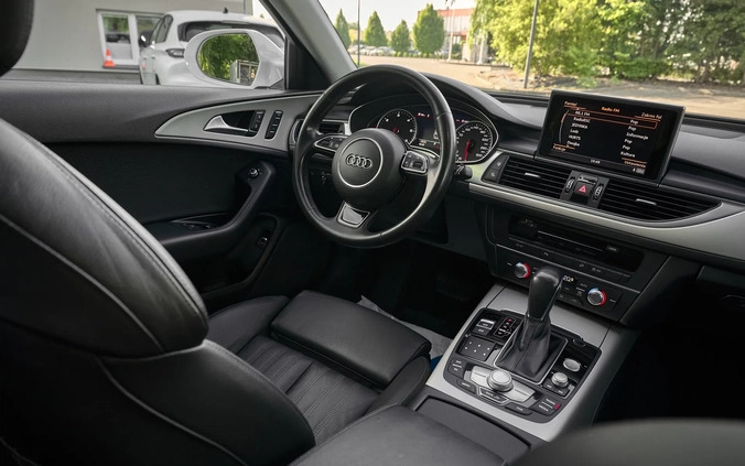 Audi A6 cena 94800 przebieg: 299998, rok produkcji 2017 z Płock małe 781